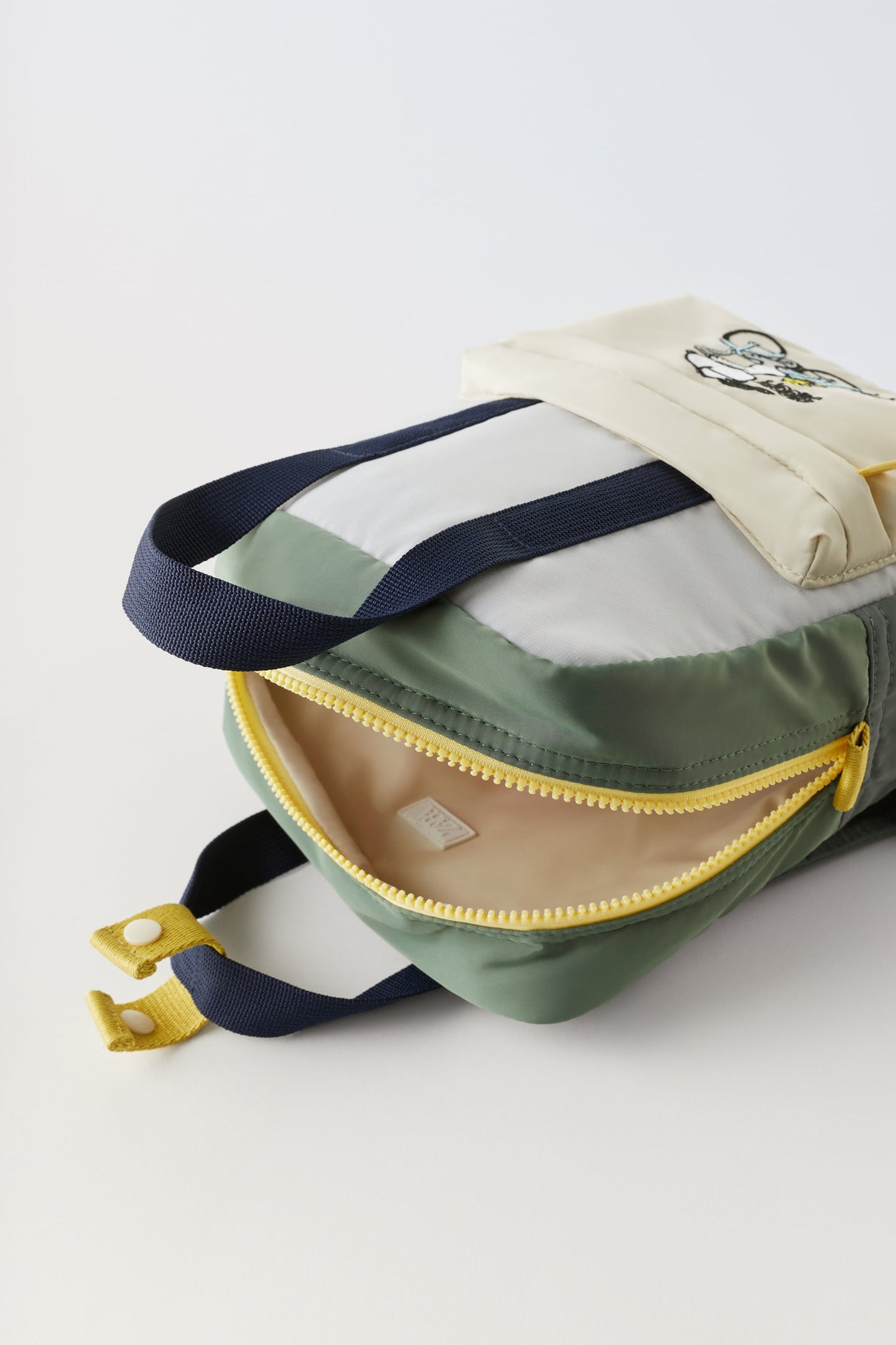 SNOOPY PEANUTS™ BACKPACK look