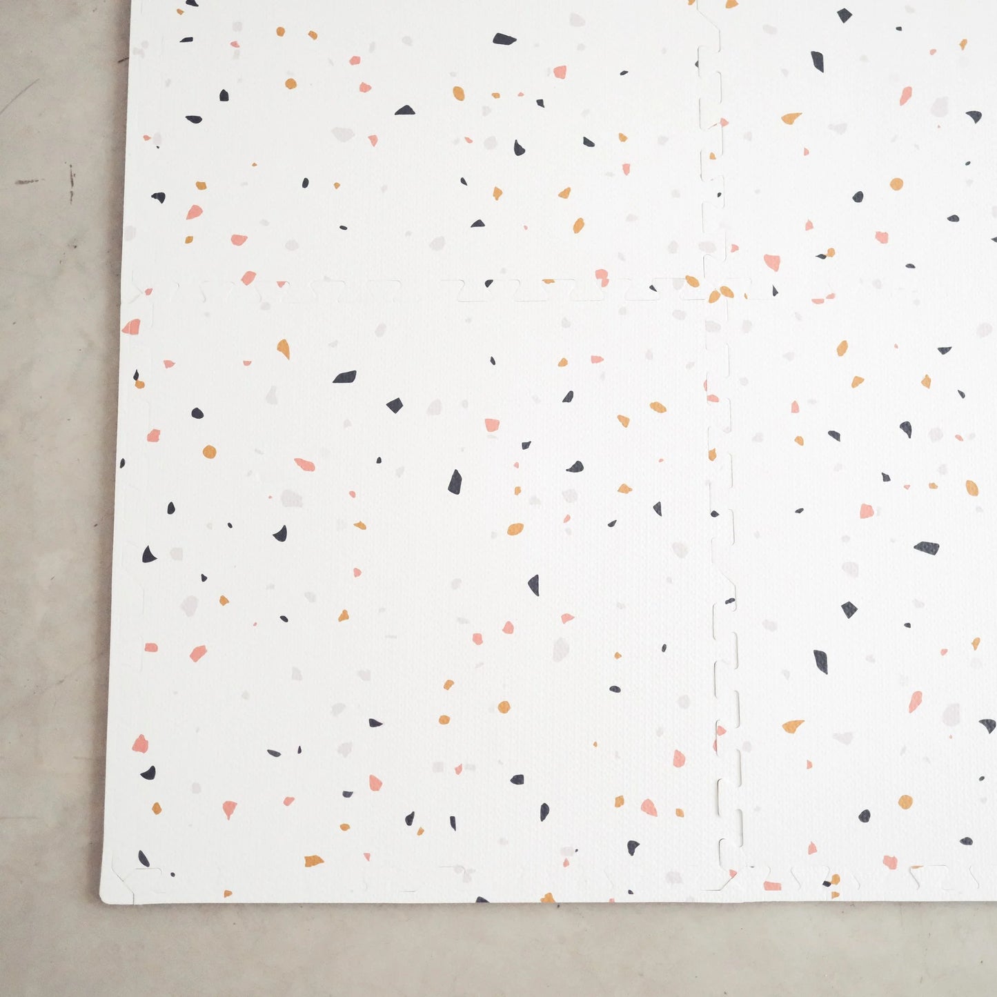 Foam play mat