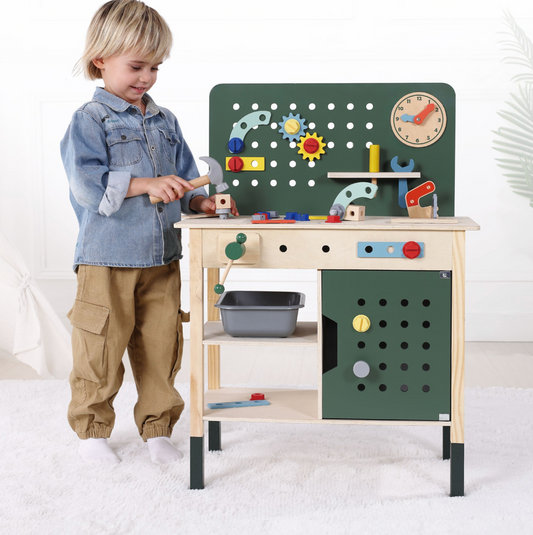 Wooden tool work bench