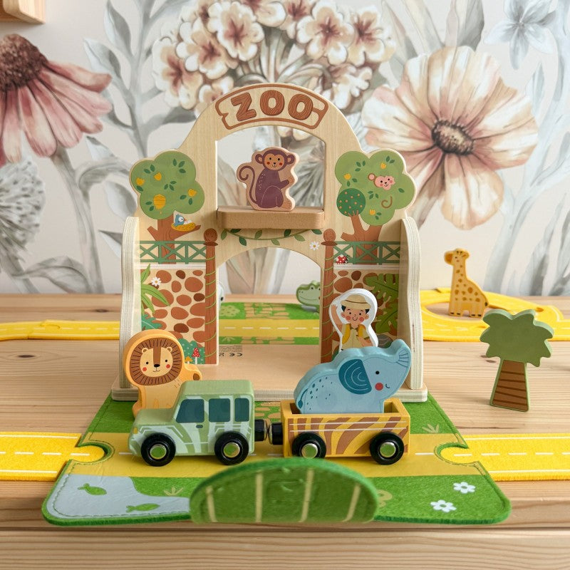 Zoo play set