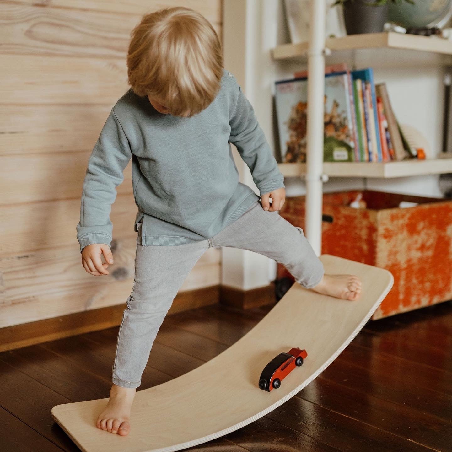 Balance board