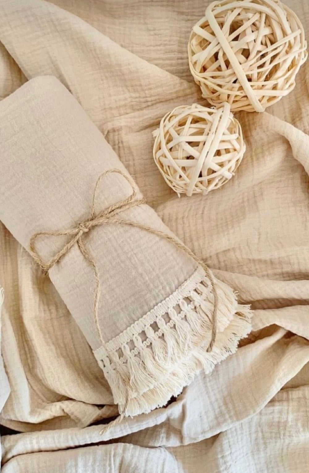 Fringed swaddles